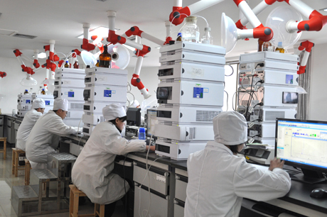 瑞鷹采購(gòu)業(yè)創(chuàng)實(shí)驗(yàn)臺(tái)通風(fēng)柜實(shí)驗(yàn)室裝備