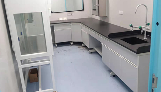 山東凌博生物采購(gòu)實(shí)驗(yàn)臺(tái)等家具