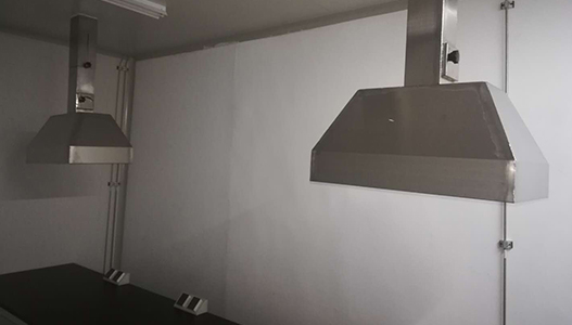 采購實(shí)驗(yàn)室家具