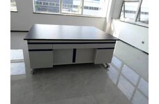 實驗臺定制廠家如何打造高效實驗室環(huán)境(鋼制1500*800*800實驗臺的定制優(yōu)勢與應用場景  )