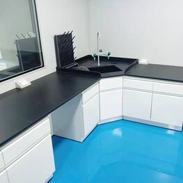 實(shí)驗(yàn)室工作臺(tái)